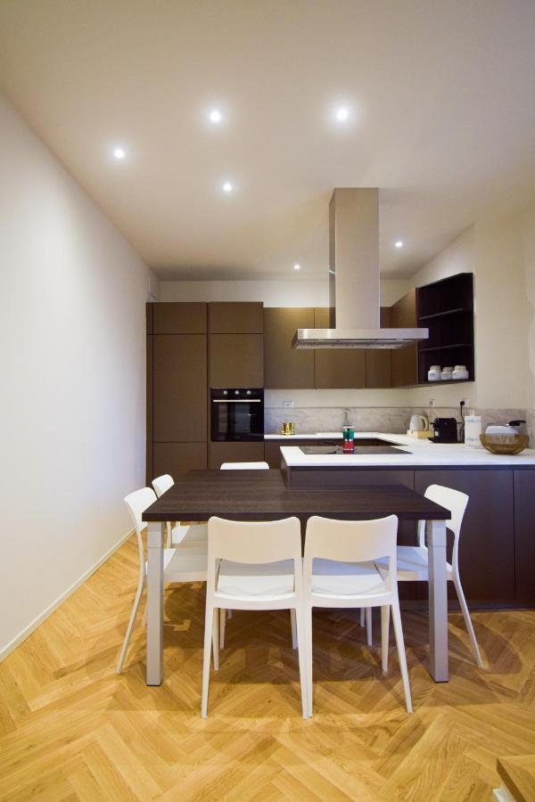 Sibilla Suite Apartment - Via Piella 14 Bologna Buitenkant foto