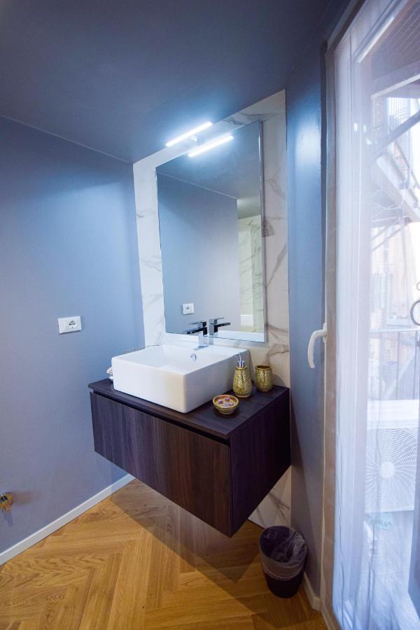 Sibilla Suite Apartment - Via Piella 14 Bologna Buitenkant foto