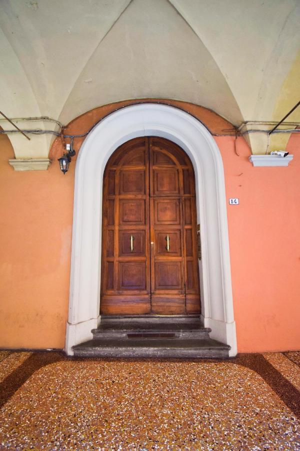 Sibilla Suite Apartment - Via Piella 14 Bologna Buitenkant foto